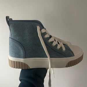 Nine West High Top Sneakers